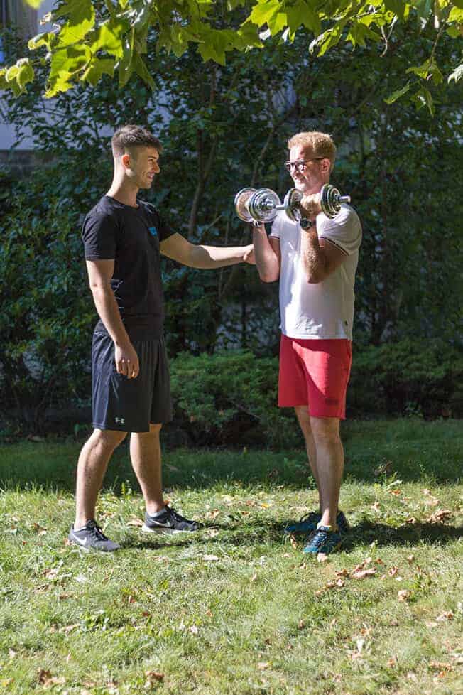 Personal Trainer Dresden Lukas Hamberger Training Zuhause Büro1